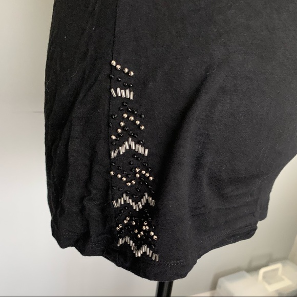 🛍️ bundle for discounts! Black- Large embellished tank top - Picture 3 of 4